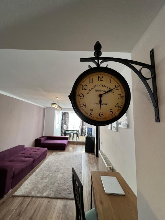 Nordic Sunny Apartment Suceava Ngoại thất bức ảnh